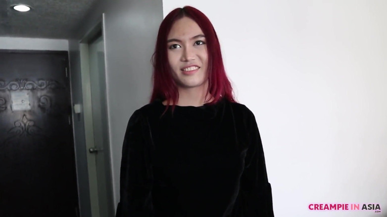 Creampie In Asia: Su coño se ajusta a mi polla
