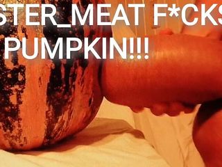 Monster meat studio: Monster meat fucks pumpkin!