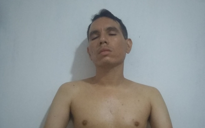 Adri master: Moi sous la douche