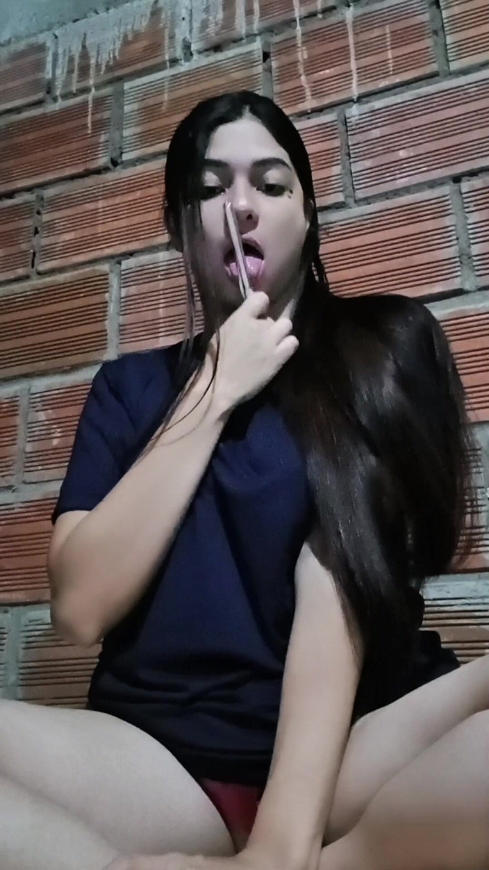 Yuli and tony: Mia cognata fa porno oh mio dio Quanto è deliziosa mia...