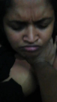 Wrażenia twarzy Desi Bhabhi