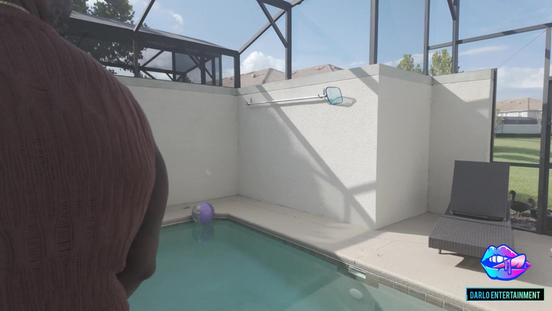 Darlo ent: Un Hombre Perdido Encuentra Su Camino En La Cama De 2...