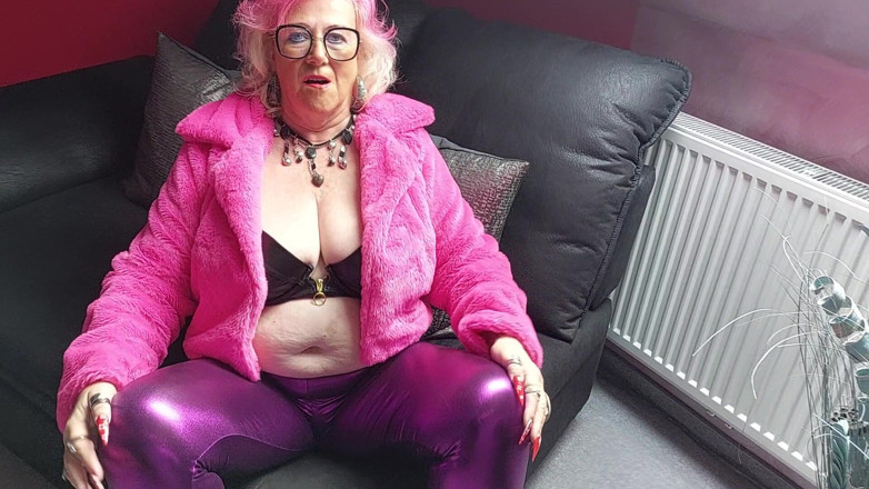 PureVicky66: Busty Mature Slut Squeezes Massive Tits Moaning in Heels