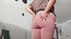 fartingclub01: Sevimli pawg taytla osuruyor