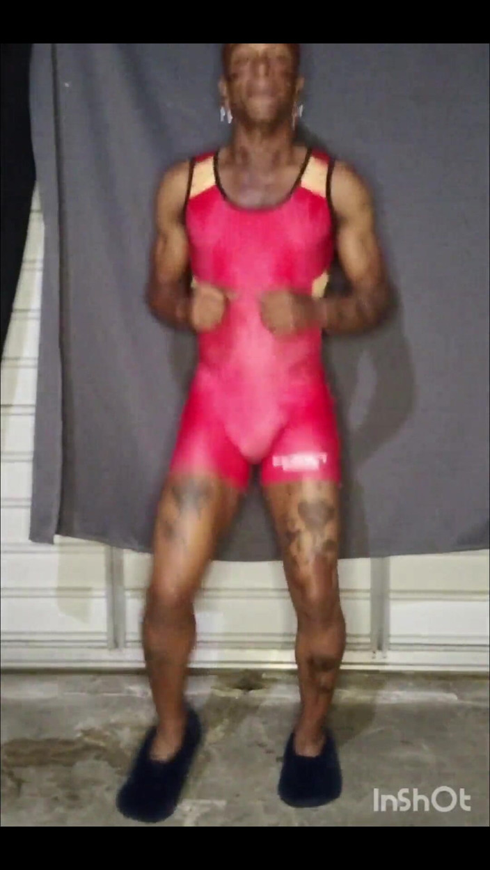 Batbunz: Red Singlet Workout