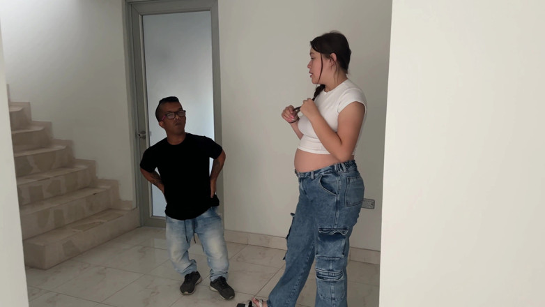Julianaburning: Me Follo a Rica Chica Asesora Inmobiliaria Embarazada Para Que...