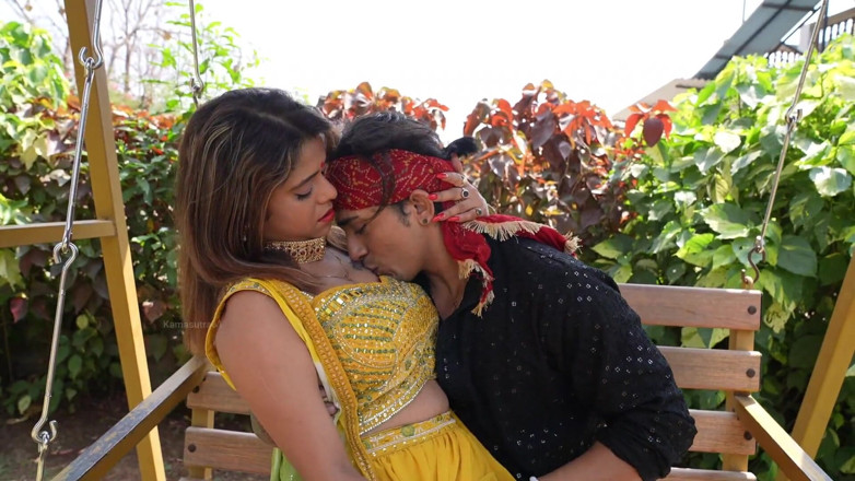 Kamasutra61: ganv ke mukhiya ne apni maalkin ko choda aur uska...