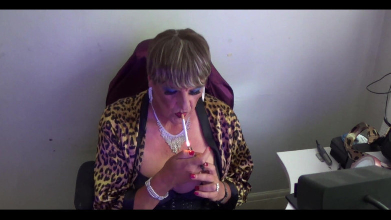 Mature Tina TV: Solo Matureboy