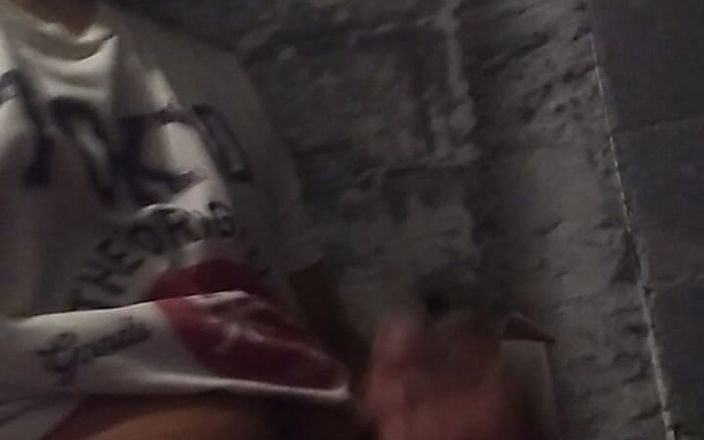 AlexAlejandro13: Mein schwanz ist sehr groß