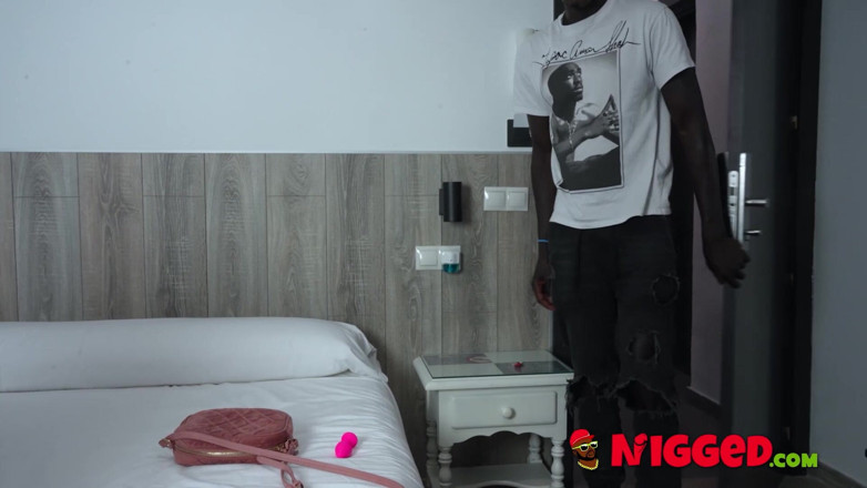 FAKings Black Fix: Absolwentka Studiów Jako Interracial Anal Queen. Gigi Lust, BBC W...