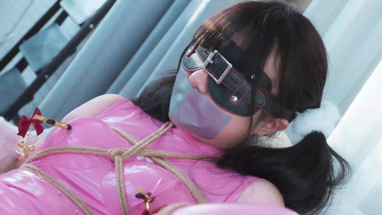 Aisan girl bondage: Ms17-use Duct Tape to Gag the Girl and Make Her...