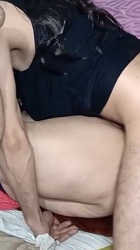 Desi Indiska Bhabhi knullar med Devar i missionärsstil för XXX Freeporn Sexvideo