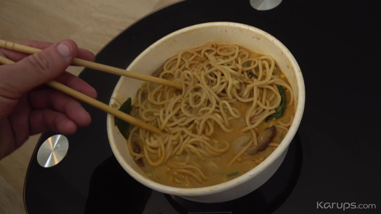 Karups POV: Ramen ее чернокожая