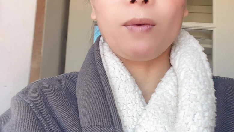 sweethanajapanese: Une chatte qui pisse par temps froid dehors