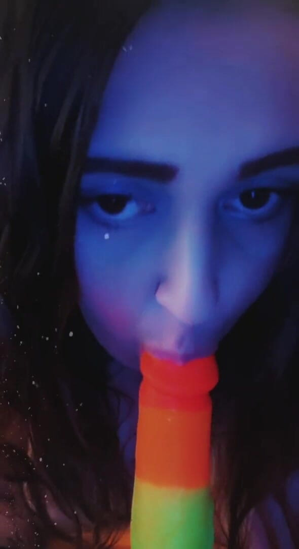 Nikki Danzig: SSBBW jalang mengamalkan kemahiran oral