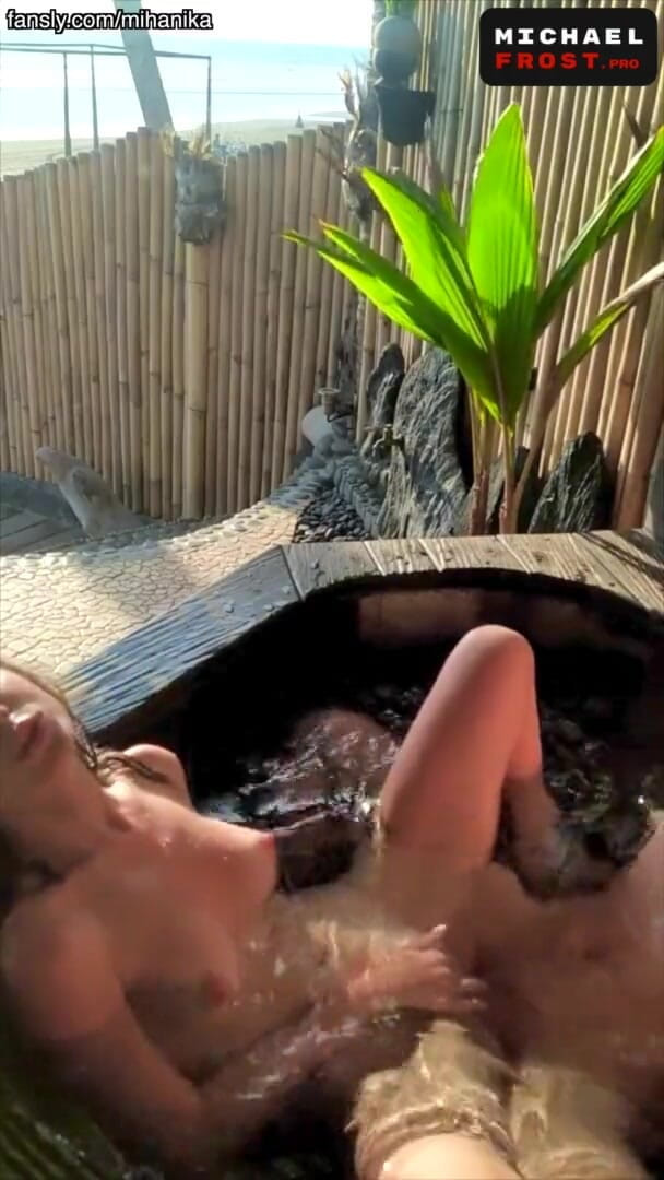 Michael Frost Pro: Šukání mladého páru venkovní Verandy