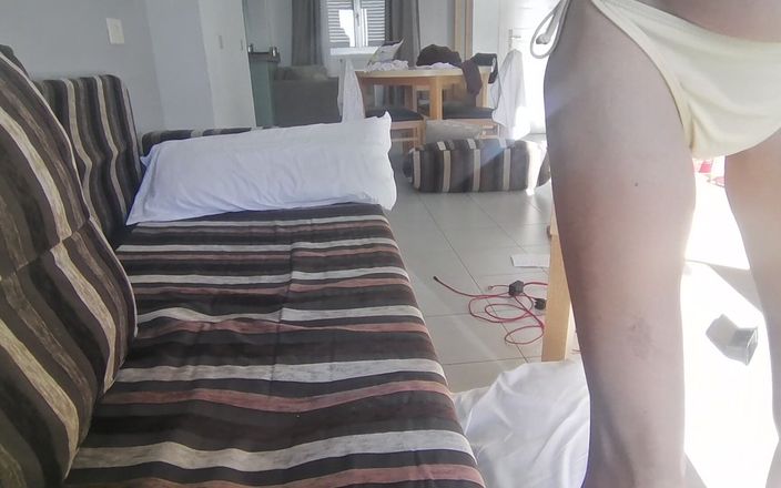 ScottishSweetie: Su dotado blanco de 9 pulgadas hace lo que siempre me...