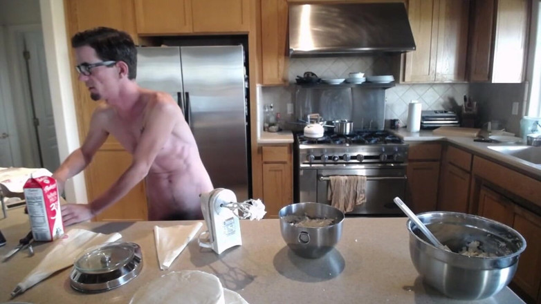 Joe Iandola: Chaturbate Baking Show Making a Cake