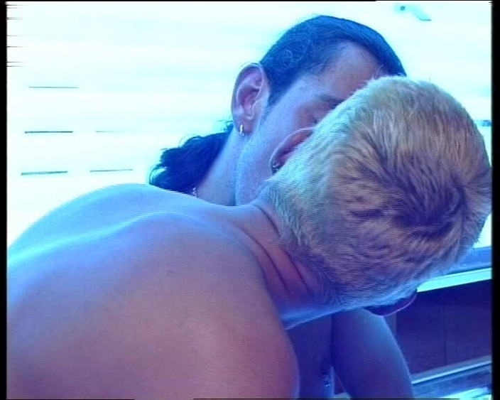 German Fuck Movie: Detrás de puertas alemanas es follada con diligencia