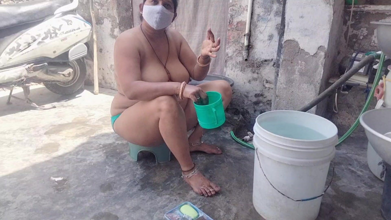 Yourgeeta8899: nahaate samay bhaartiy bhaabhi ka hot vidiyo