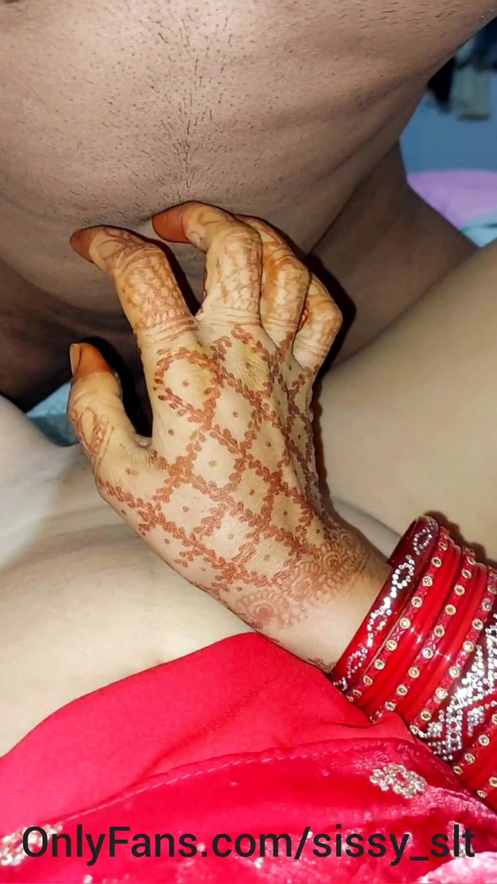 TheaDesiHotwife: 딜도로 따먹기