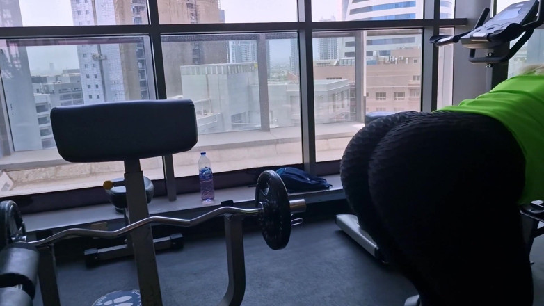 Chokobanana: Formda olması için ona yardım etmeye çalışıyorum!