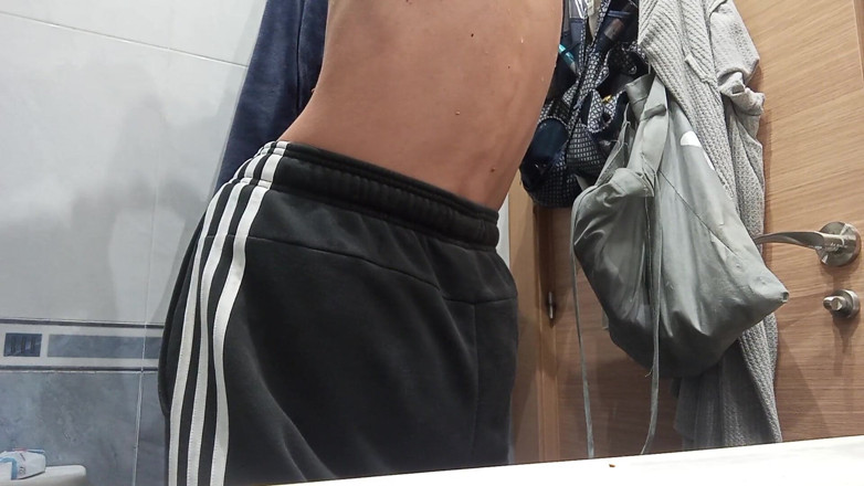 Elvissc: Zog mich an, nachdem ich aus der Dusche gekommen war,...
