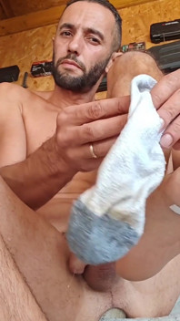 Clarabitch, compilation d'adoration des chaussettes et des pieds