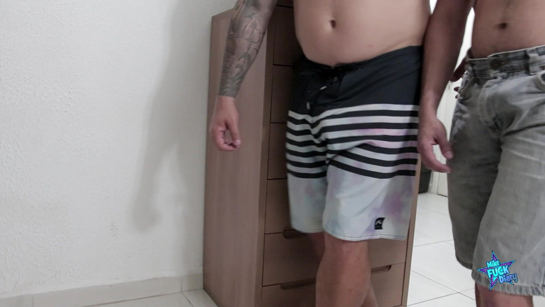 Mike Fuck Diary: Je partage ma femme dans un cocu anal amateur torride