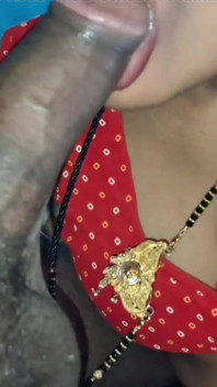 Desi Hot Big Boobs Bhabhi Wearing Red Blouse Sucking Till Cum in Mouth