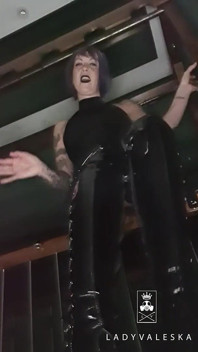 Att vara en bootworship slyna