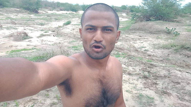 KUMBHA MANOJ KUMAR: Desi-avonturen op een spectaculaire filmische ervaring op het privé-eiland