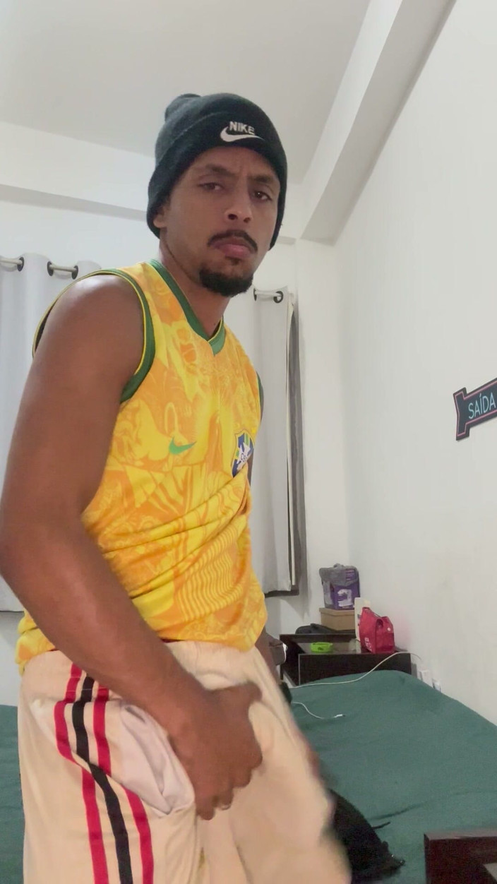 DOMINADOR CARIOCA: Up to Something on the Site