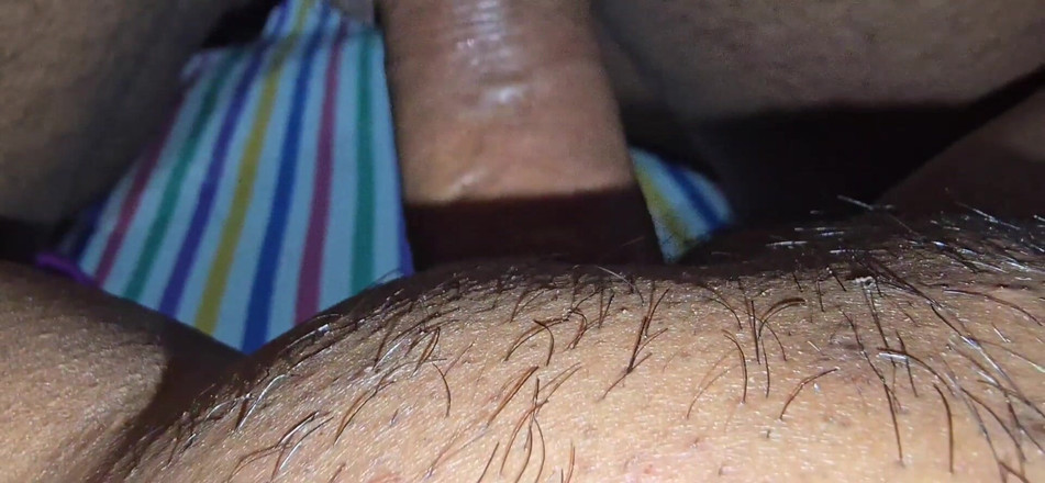 SafeRosebush8: 나와 섹스하는 여학생, 학교 친구와의 현실적인 섹스 비디오