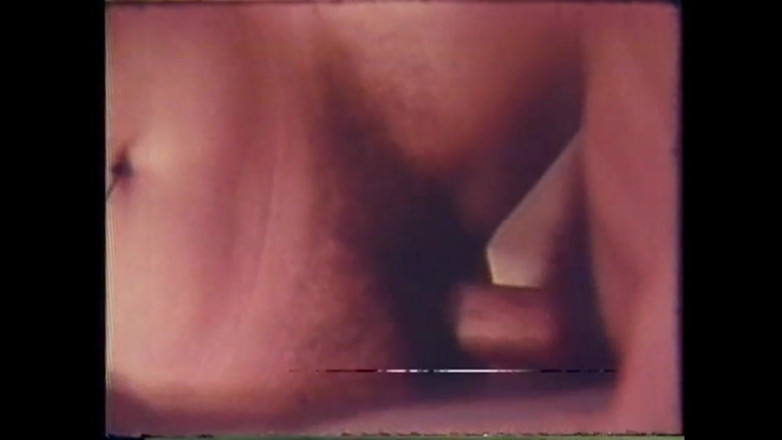 Vintage megastore: Menghisap Babi Ayam