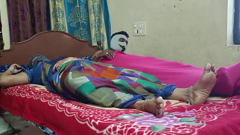 Decent couples: Forbidden Affair While Husband Is Home Stepmom Telugu Voice Saree...