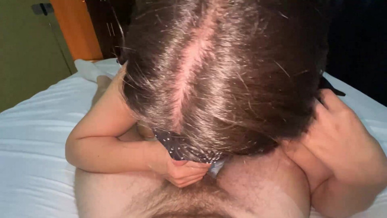 Couple Of Pleasure: Dude Screams While He Cums in Her Mouth...