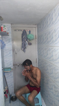 Get Bath Nude with Face