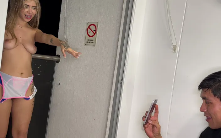 Molly Smith: I Fuck the Perverted Photographer - Part 1