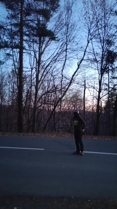 kickerscooter: Eu fui pego me masturbando em público por um estranho