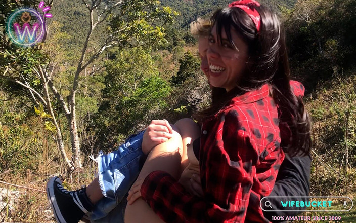 Wife bucket: Moje roztomilá manželka má ošklivou venku