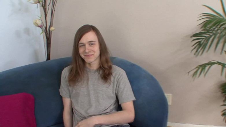 Anna's girls: Cute euro emo teen gets her tight tiny holes fucked