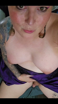 Wanna See All the Fun Things My Tongue Can Do?