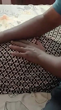 Neighbour Boy Nude Massage to Wife -1