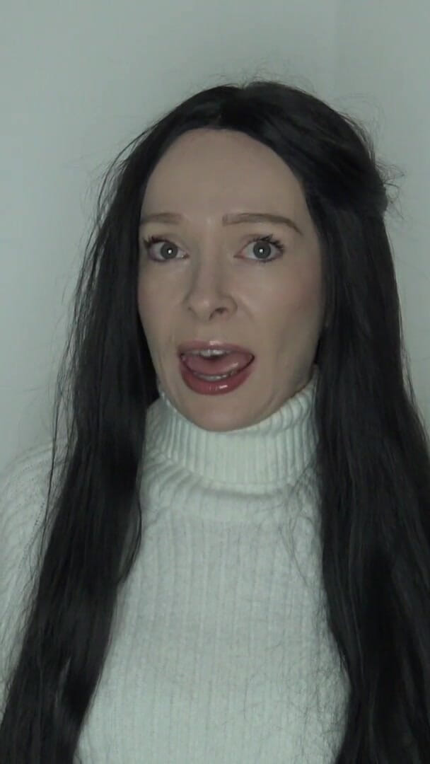 The Office Slut (Brea Rose) The Office Slut (Brea Rose)