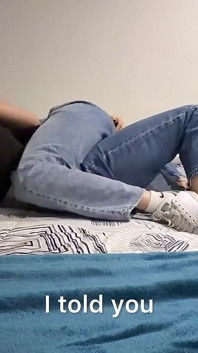 Dos Lesbianas Frotándose Hasta El Orgasmo