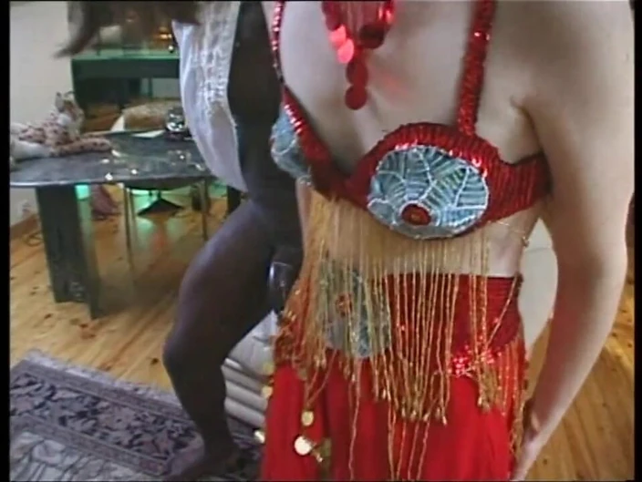 The Unforgettable: Черный член глубоко трахается! (полный фильм)