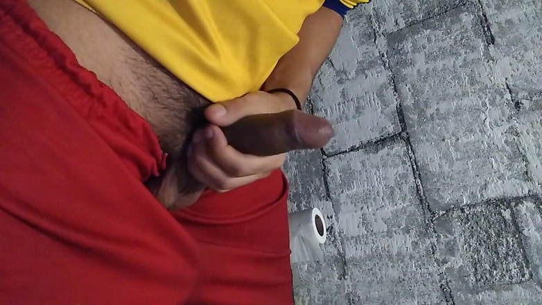 AlexAlejandro13: Váš sexy chlap v koupelně