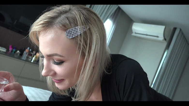 Angel The Dreamgirl: Hotel Foreplay