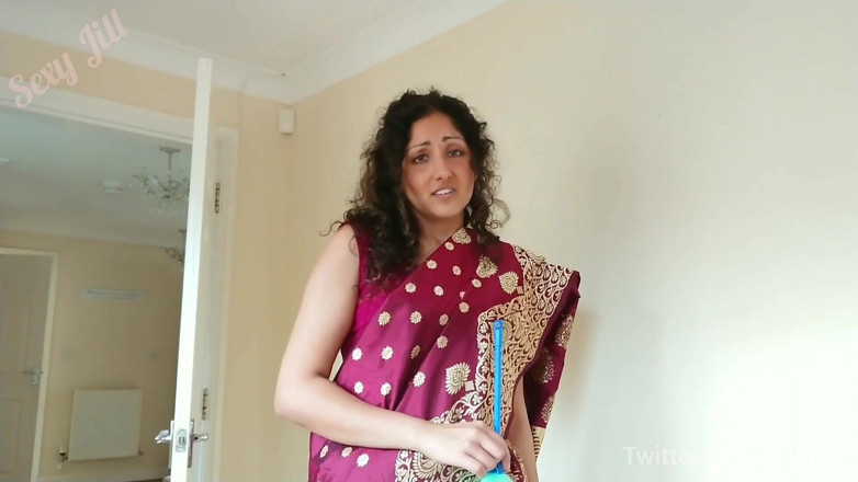 POV_Indian: Genç Hintli hizmetçi patronunu sikiyor